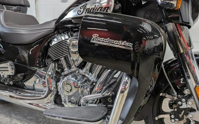 2025 Indian Roadmaster Limited W/Powerband Audio Black Metall