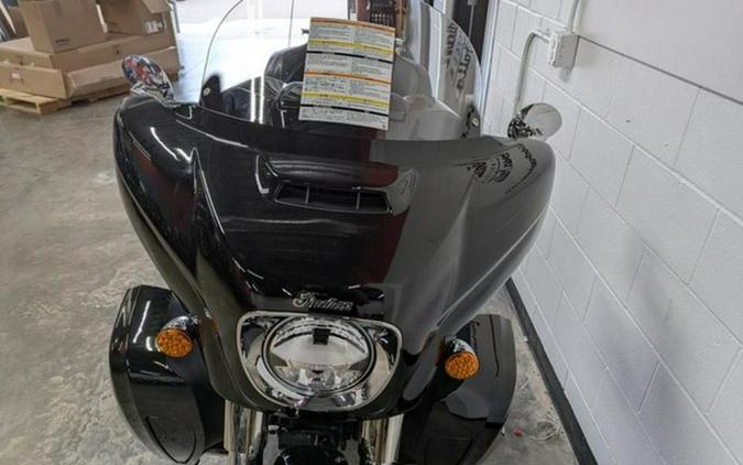 2025 Indian Roadmaster Limited W/Powerband Audio Black Metall