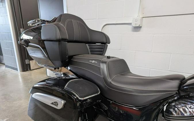 2025 Indian Roadmaster Limited W/Powerband Audio Black Metall