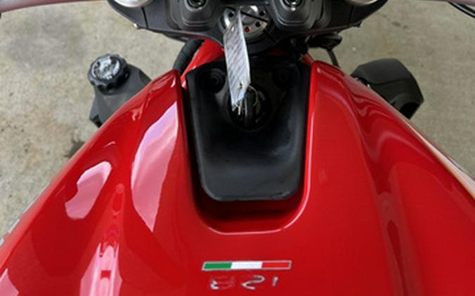 2015 Ducati Monster 821