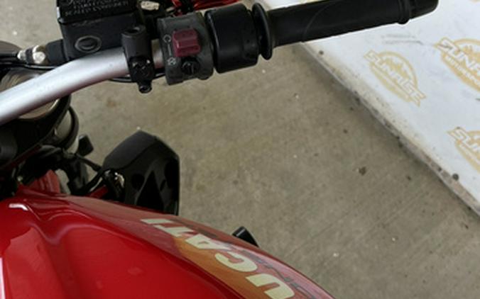 2015 Ducati Monster 821