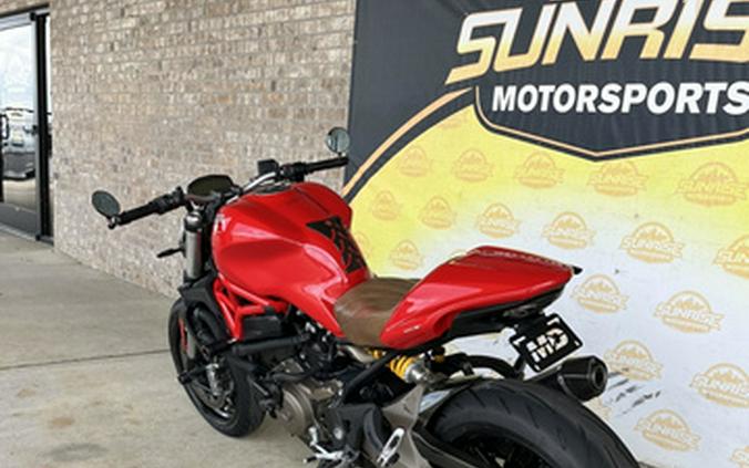 2015 Ducati Monster 821