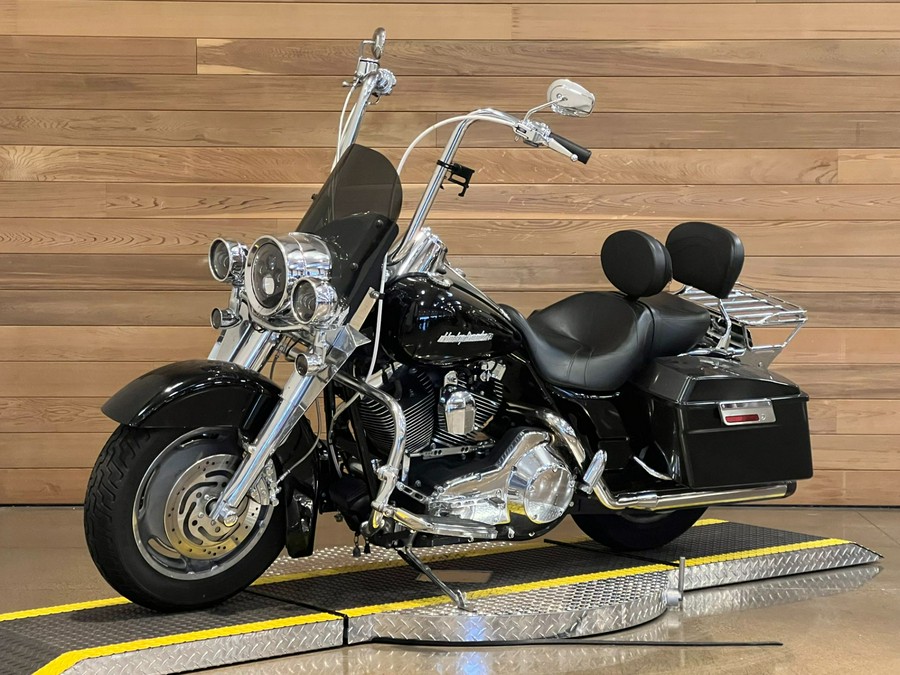 2004 Harley-Davidson FLHRS/FLHRSI Road King® Custom