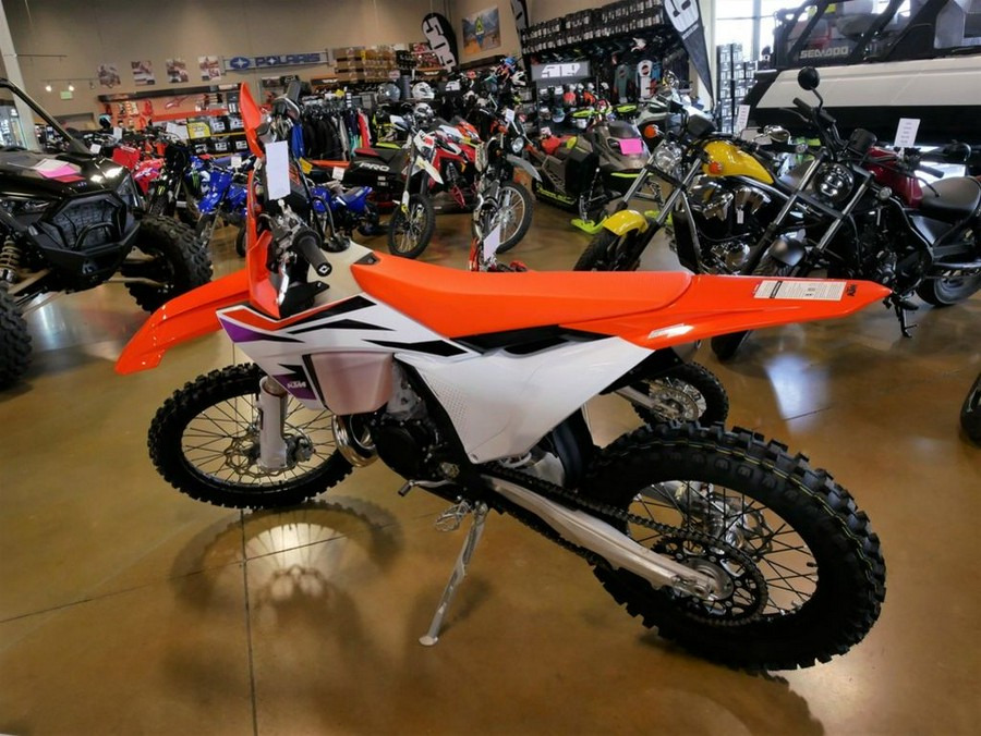 2024 KTM XC 250