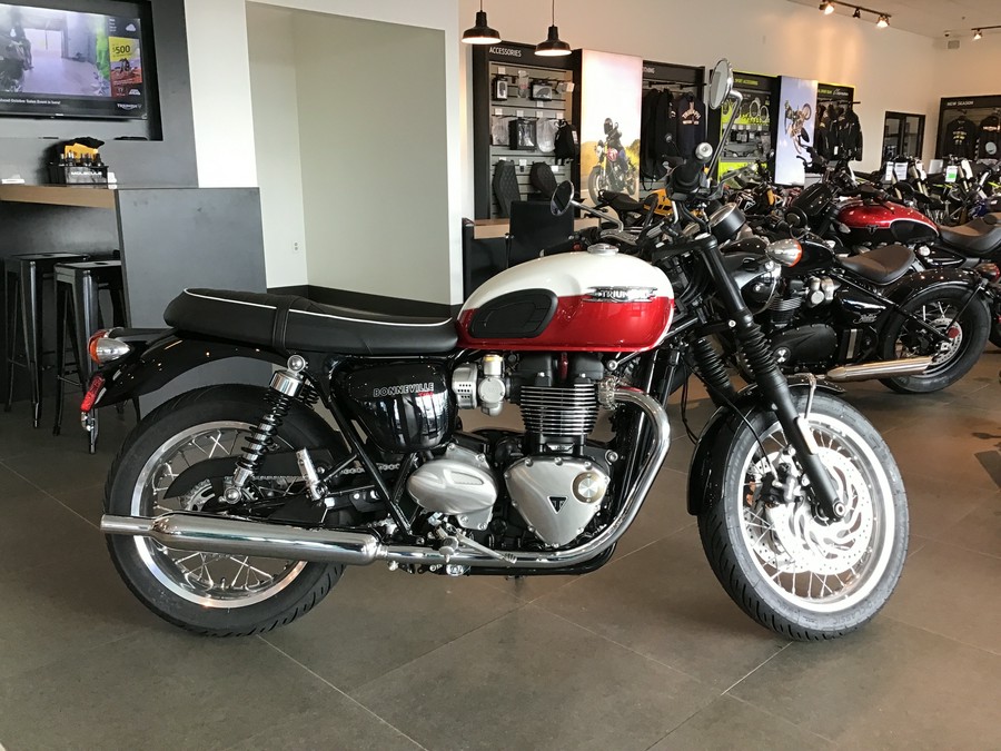 2025 Triumph Bonneville T120