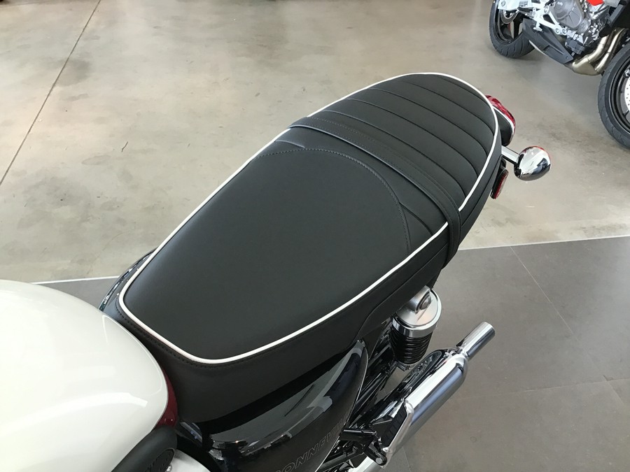 2025 Triumph Bonneville T120