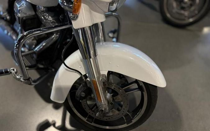 2017 Harley-Davidson® FLHXS - Street Glide® Special