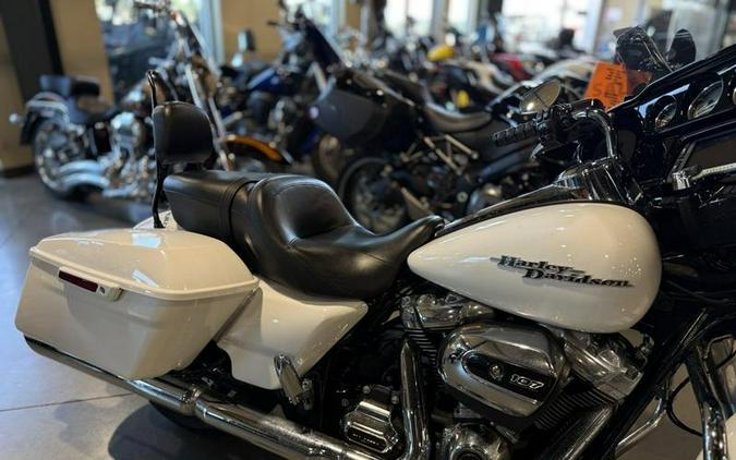 2017 Harley-Davidson® FLHXS - Street Glide® Special
