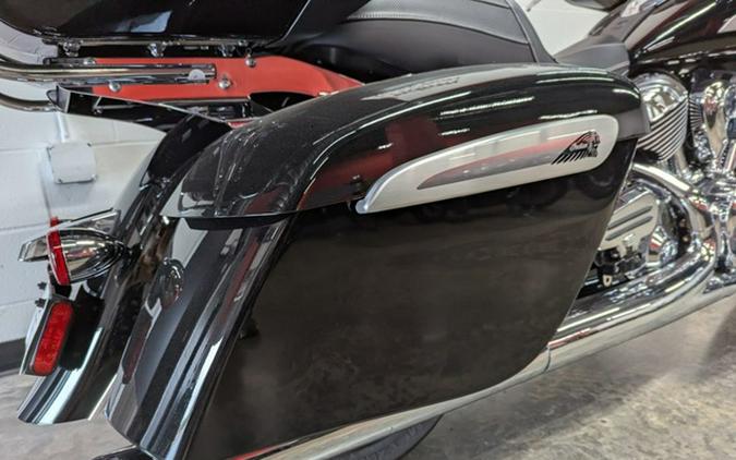 2025 Indian Roadmaster Limited W/Powerband Audio Black Metall