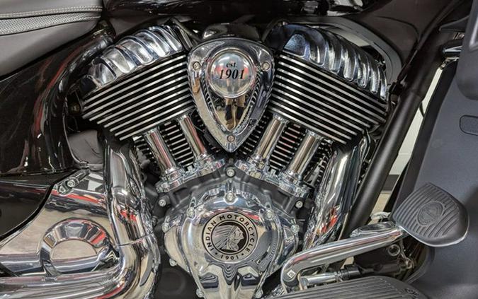 2025 Indian Roadmaster Limited W/Powerband Audio Black Metall