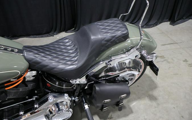 2021 Softail Fat Boy 114 - Harley-Davidson®