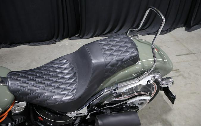 2021 Softail Fat Boy 114 - Harley-Davidson®