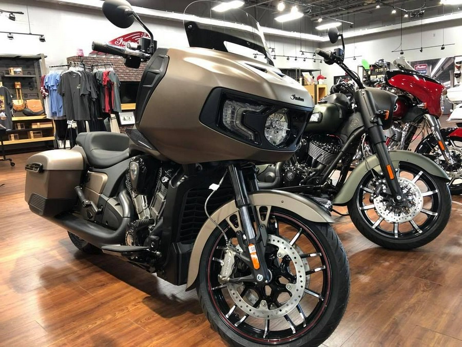 2021 Indian Challenger® Dark Horse®