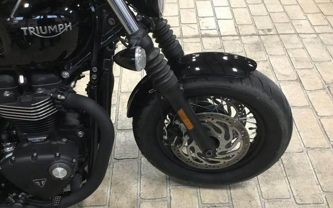 2018 Triumph Bonneville Bobber Black