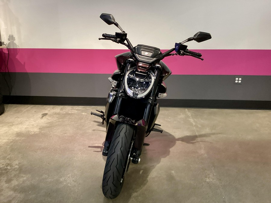 2026 Ducati XDiavel V4