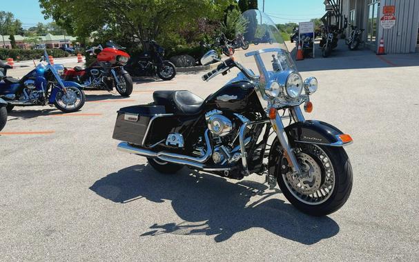 2011 Harley-Davidson® Road King® Exclusive - Vivid Black - Firefighter