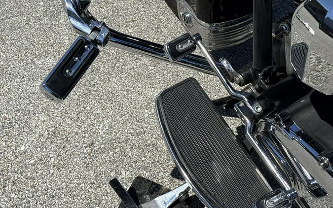 2011 Harley-Davidson® Road King® Exclusive - Vivid Black - Firefighter