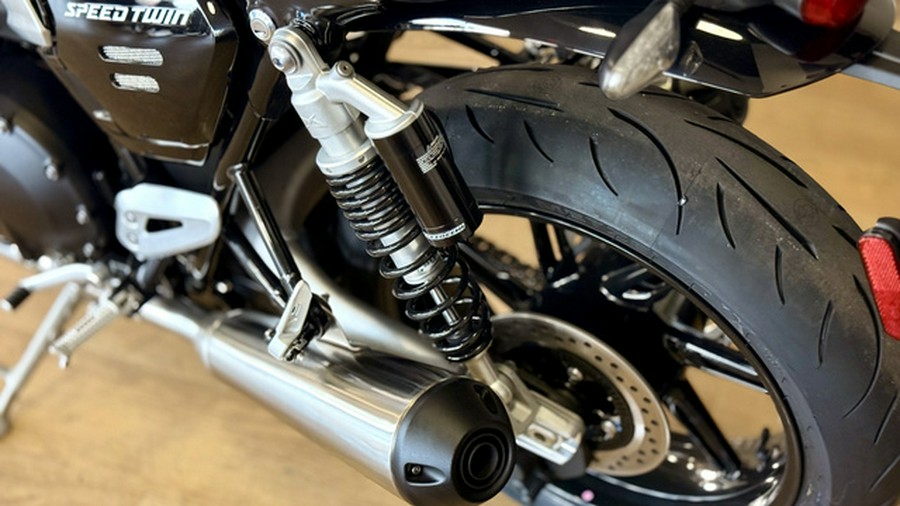 2025 Triumph Speed Twin 1200