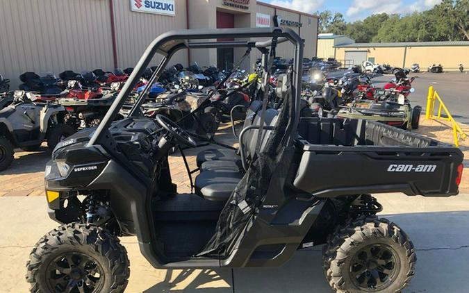 2024 Can-Am Defender DPS HD10 Timeless Black