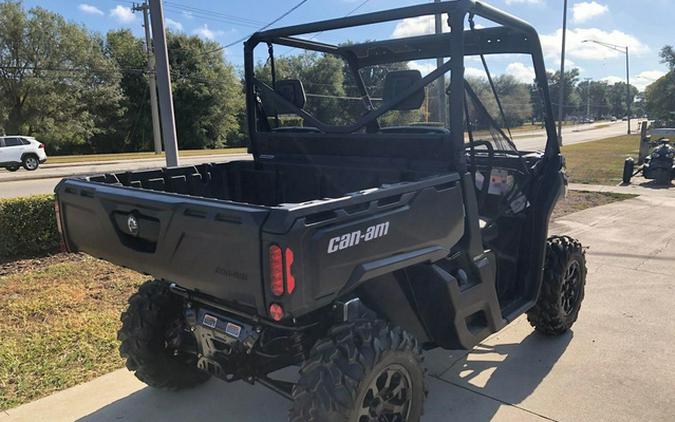 2024 Can-Am Defender DPS HD10 Timeless Black