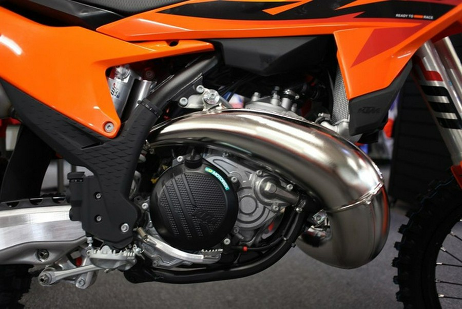 2025 KTM SX 300