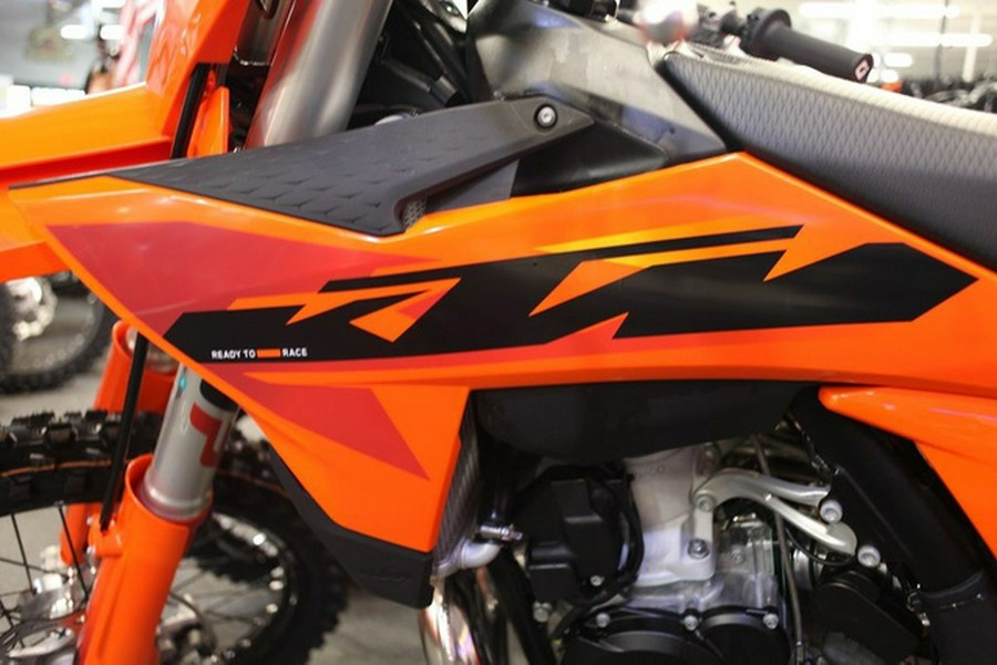 2025 KTM SX 300