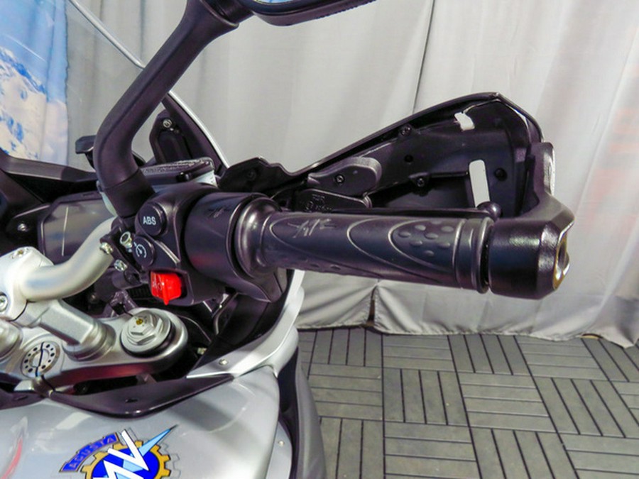 2016 MV Agusta Turismo Veloce 800