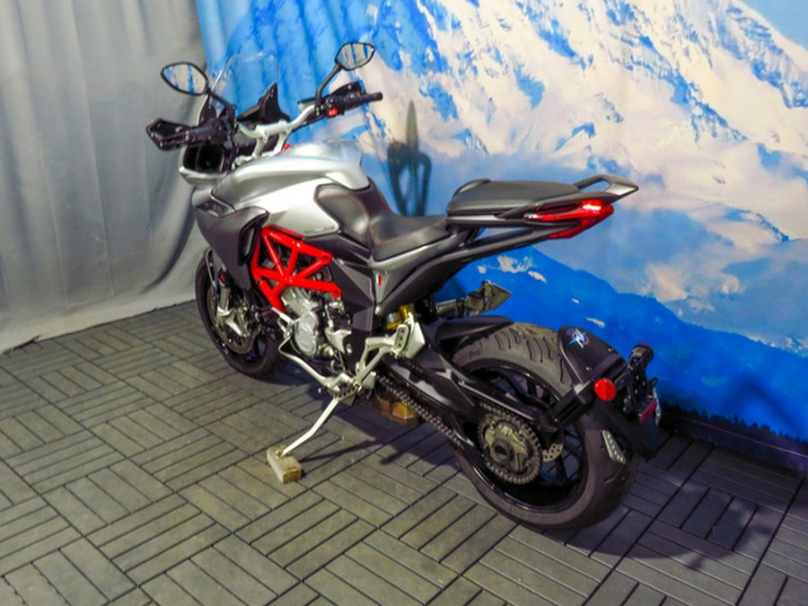 2016 MV Agusta Turismo Veloce 800