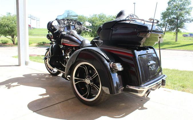 2020 Harley-Davidson® FLHTCUTGSE - CVO™ Tri Glide®