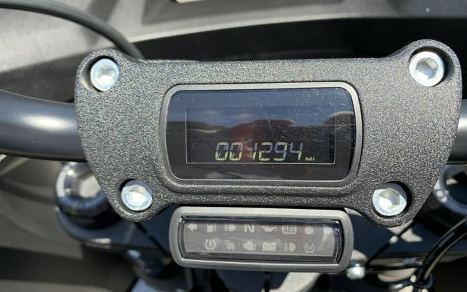 2024 Vivid Black - Black Finish
