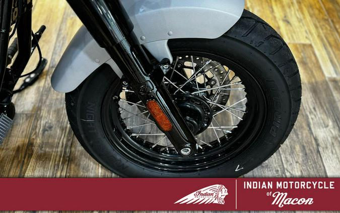 2023 Indian Motorcycle® Chief® Bobber Dark Horse® Silver Quartz Smoke