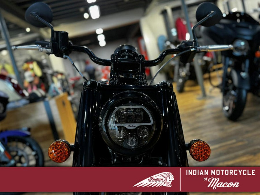 2023 Indian Motorcycle® Chief® Bobber Dark Horse® Silver Quartz Smoke