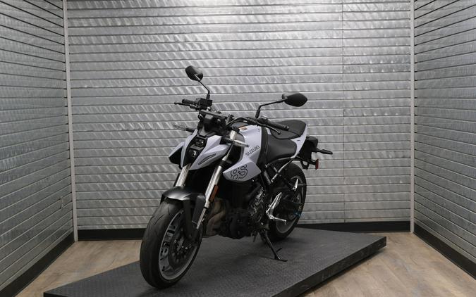 2024 SUZUKI GSX8S