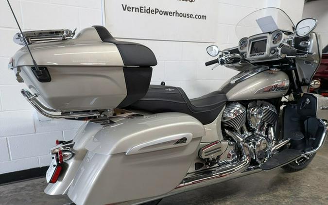 2025 Indian Roadmaster Limited Silver Quartz Metallic