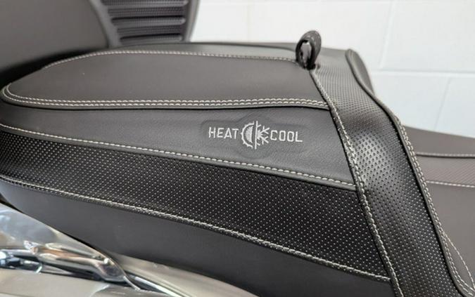2025 Indian Roadmaster Limited Silver Quartz Metallic