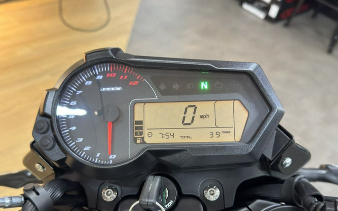 2023 Benelli TNT 135