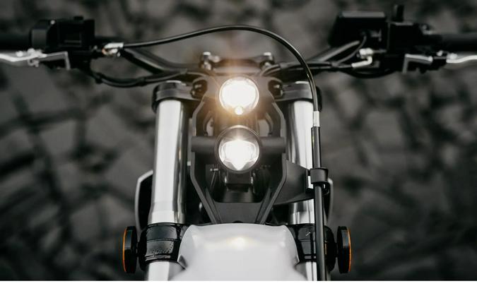 2026 Zero Motorcycles XE