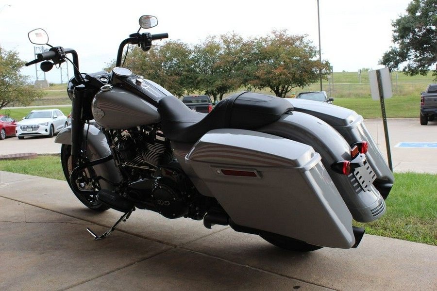 2025 Harley-Davidson® FLHRXS - Road King® Special