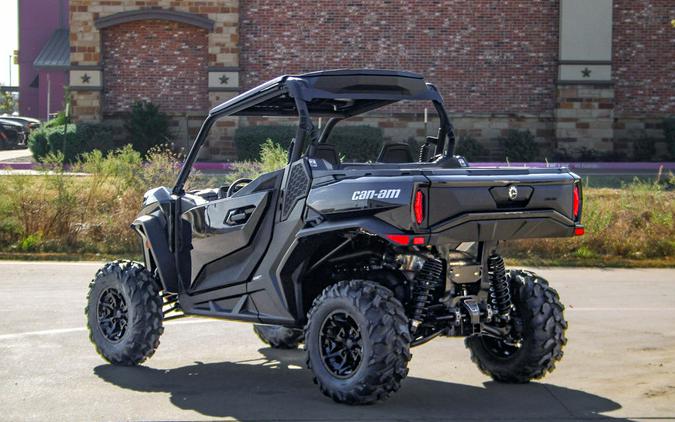 2026 Can-Am® Commander XT 700