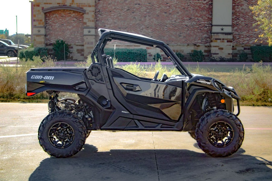 2026 Can-Am® Commander XT 700