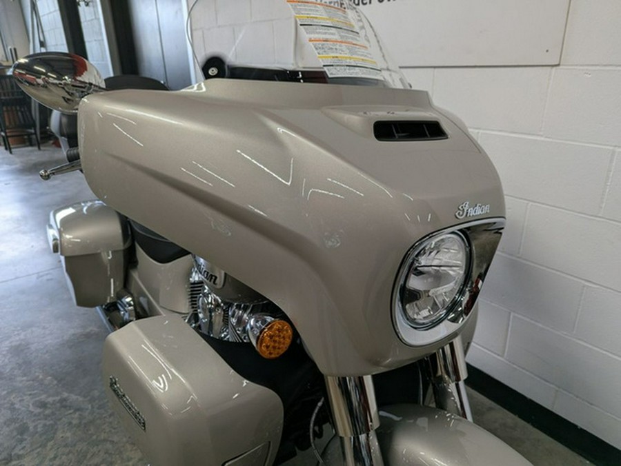 2025 Indian Roadmaster Limited Silver Quartz Metallic