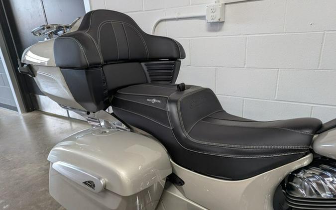 2025 Indian Roadmaster Limited Silver Quartz Metallic