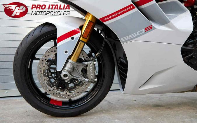 2024 Ducati Supersport 950 S White Stripe