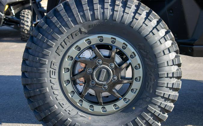 2026 CAN-AM MAVERICK R MAX X RC WITH SMARTSHOX 999T DCT