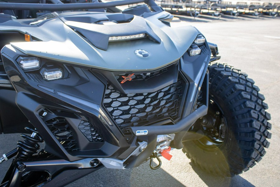 2026 CAN-AM MAVERICK R MAX X RC WITH SMARTSHOX 999T DCT