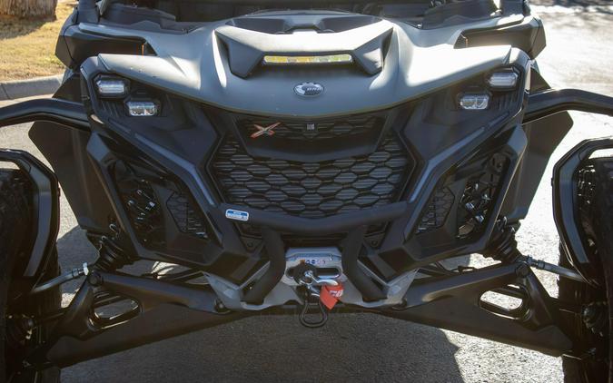 2026 CAN-AM MAVERICK R MAX X RC WITH SMARTSHOX 999T DCT