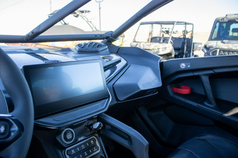 2026 CAN-AM MAVERICK R MAX X RC WITH SMARTSHOX 999T DCT