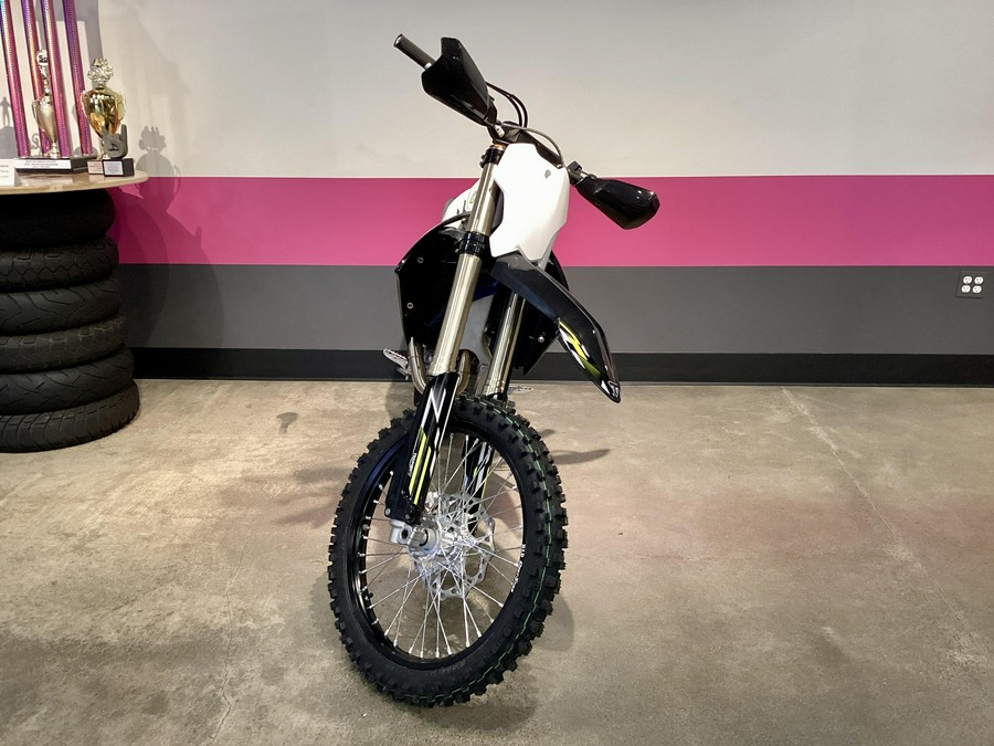 2026 Triumph TF 450-C