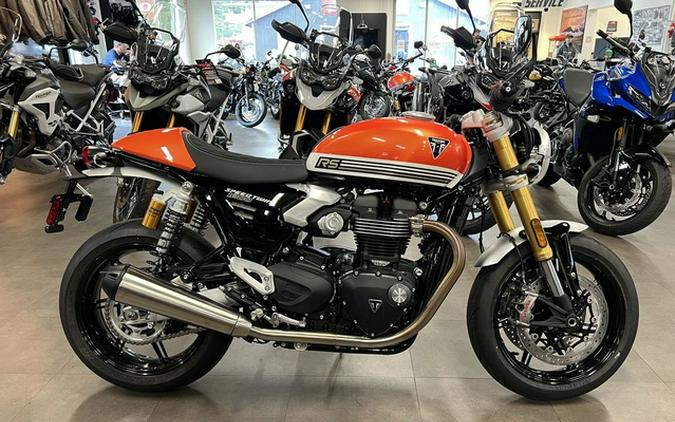 2025 Triumph Speed Twin 1200 RS Baja OrangeSapphire Black