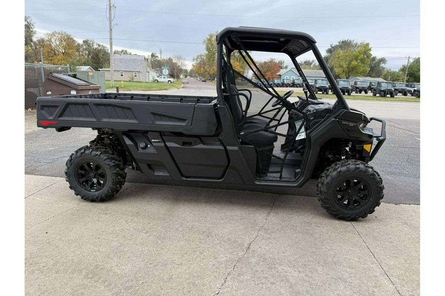 2025 Can-Am Defender PRO XT HD10
